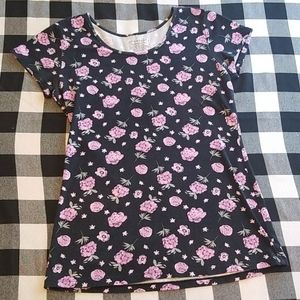 Downeast favorite scoop tee